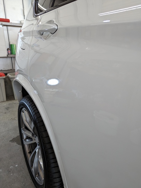 施工前　BMWX5シリーズ　サイドバック