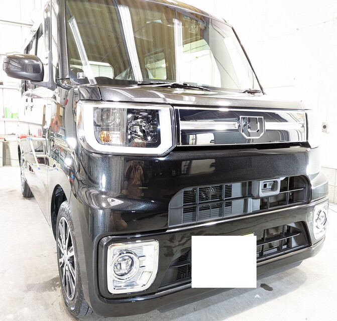 施工後　ダイハツ　ウェイク(ブラック）　車全体