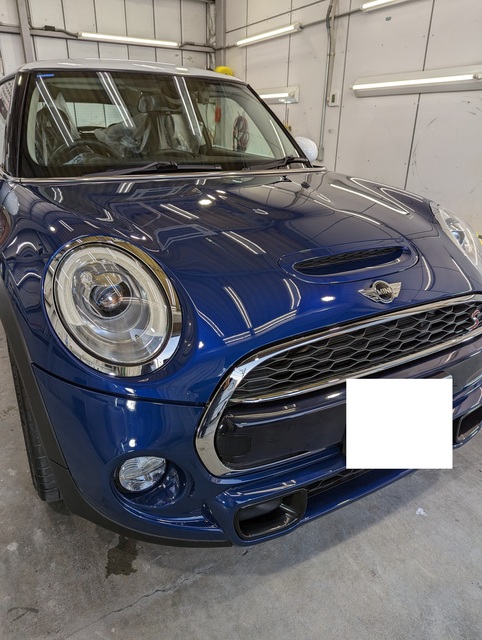 施工後　MINI　　（ブルー×ホワイト）　車全体