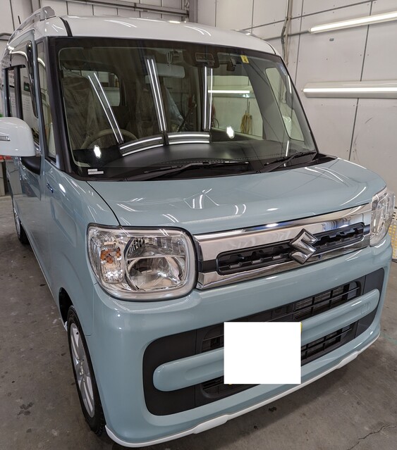 施工後　スズキ　スペーシア（水色×ホワイト）　車全体