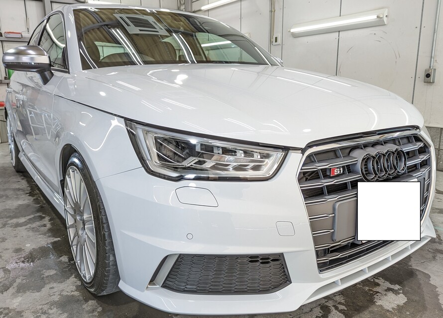 施工後　Audi A1(パールホワイト）　車全体