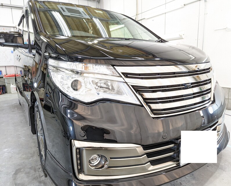 施工後　日産　セレナ(ブラック）　車全体