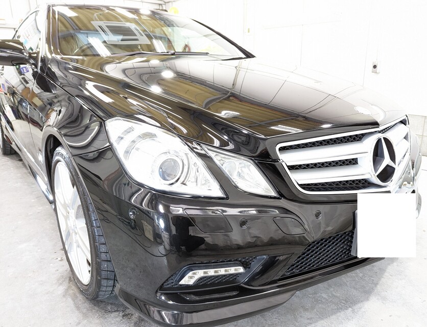 施工後　Mercedes-Benz　The E-Class Coupe(ブラック）　車全体