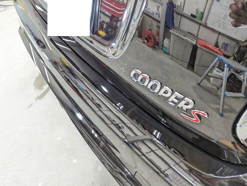 施工後 MINI COOPER S(ブラック×ホワイト) バック