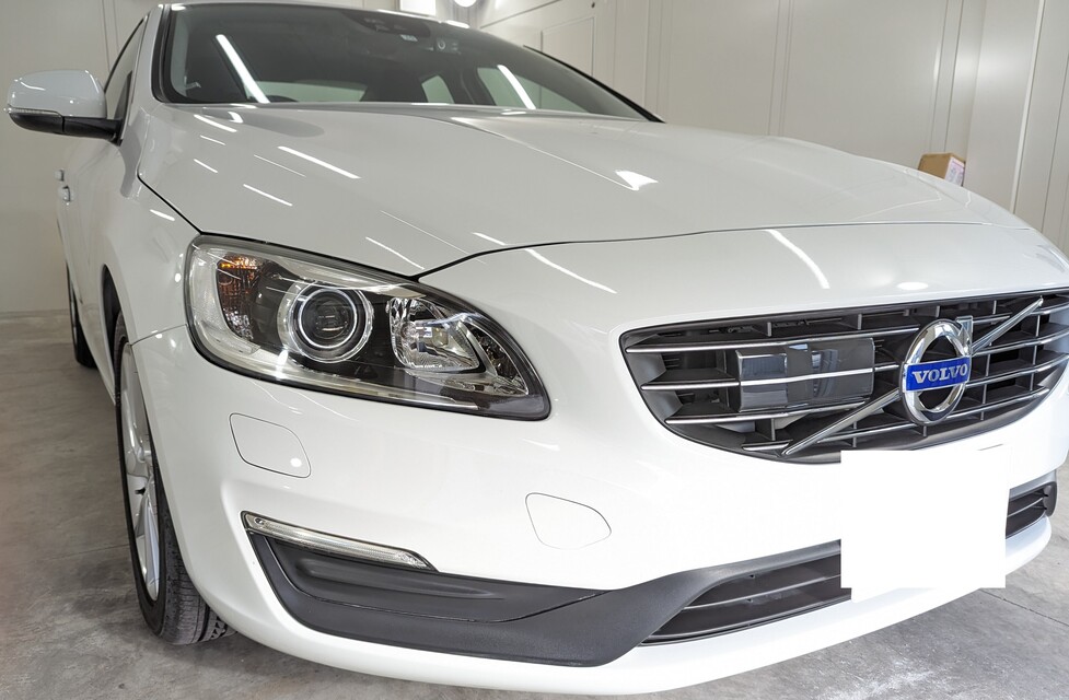 施工後　VOLVO　S60(ホワイト）　車全体