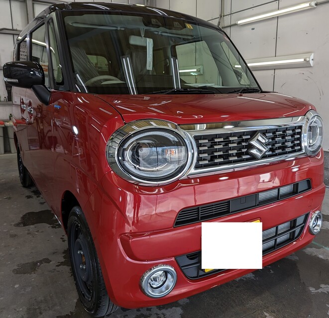 施工後　スズキ　ワゴンRスマイル（レッド・ルーフ黒）　車全体