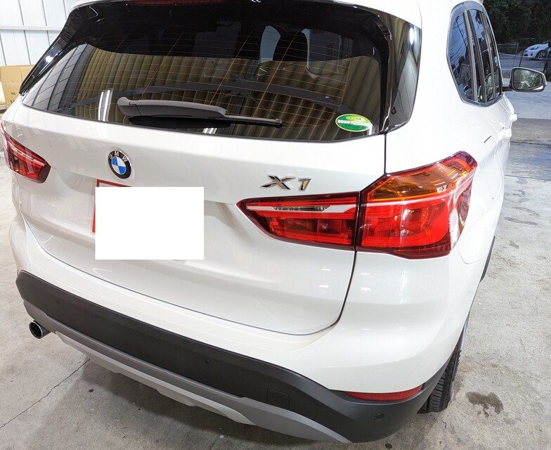 施工後　BMWX1シリーズ（ホワイト）　バック