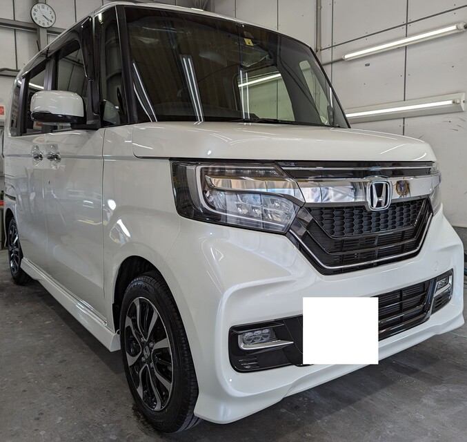 施工後　ホンダ　N-BOX（パールホワイト）　車全体