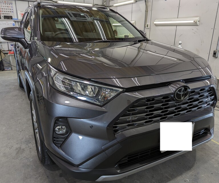 施工後　RAV4(グレー）　車全体