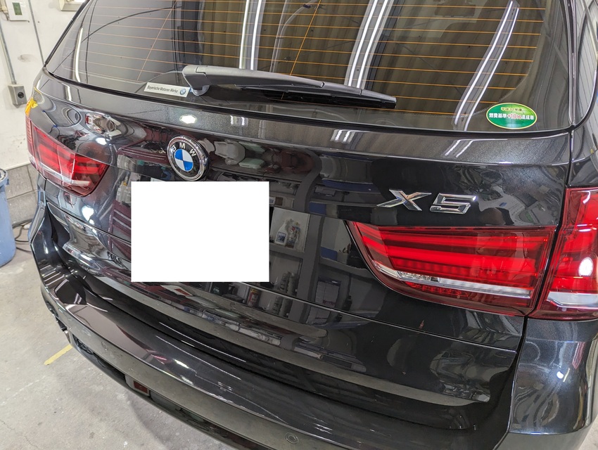 施工後　BMWX5(ブラック）　バック