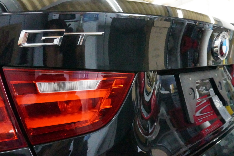 施工後　BMW320GT（ブラック）　リアアップ