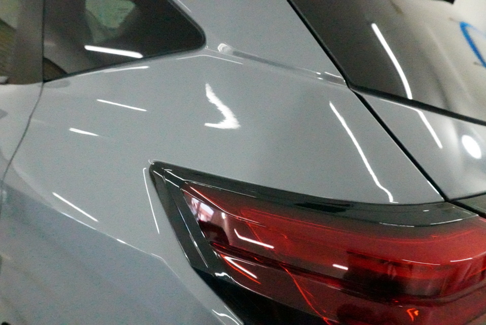 施工後　日産オーラ(グレー）サイド