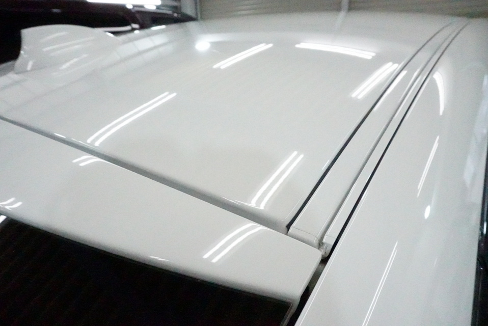 施工後　BMWX4（ホワイト）　ルーフ面
