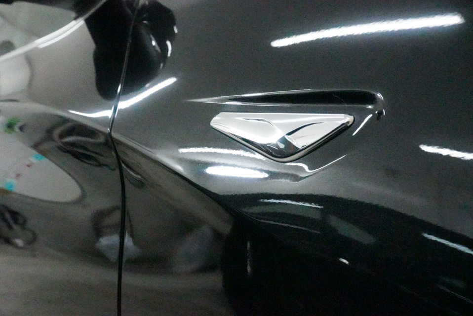 施工後　BMWX3(ブラック）　サイド