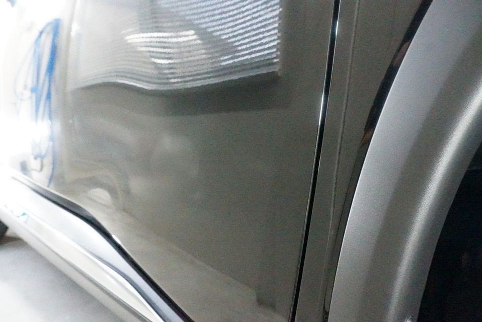 施工後　日産　エックストレイル（ブラック）サイド
