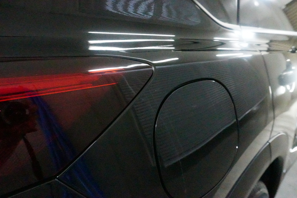 施工後　日産　エックストレイル（ブラック）　リアサイド