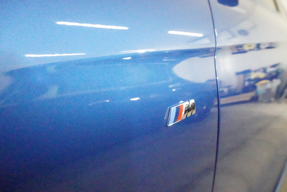 施工後　BMW320i(ブルー）　サイド