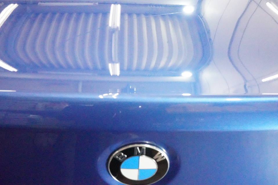 施工後　BMW320(ブルー）　リア