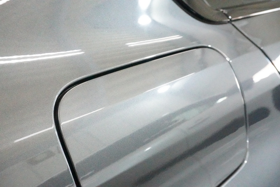 施工後　BMW320(グレー）　サイド