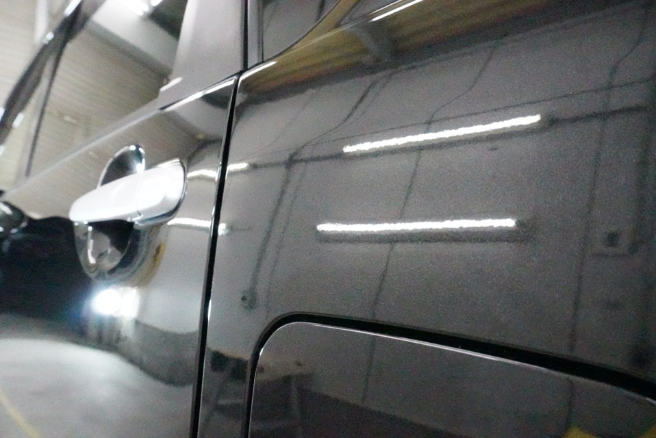 施工後　ダイハツ　ムーヴ（ブラック）　サイド
