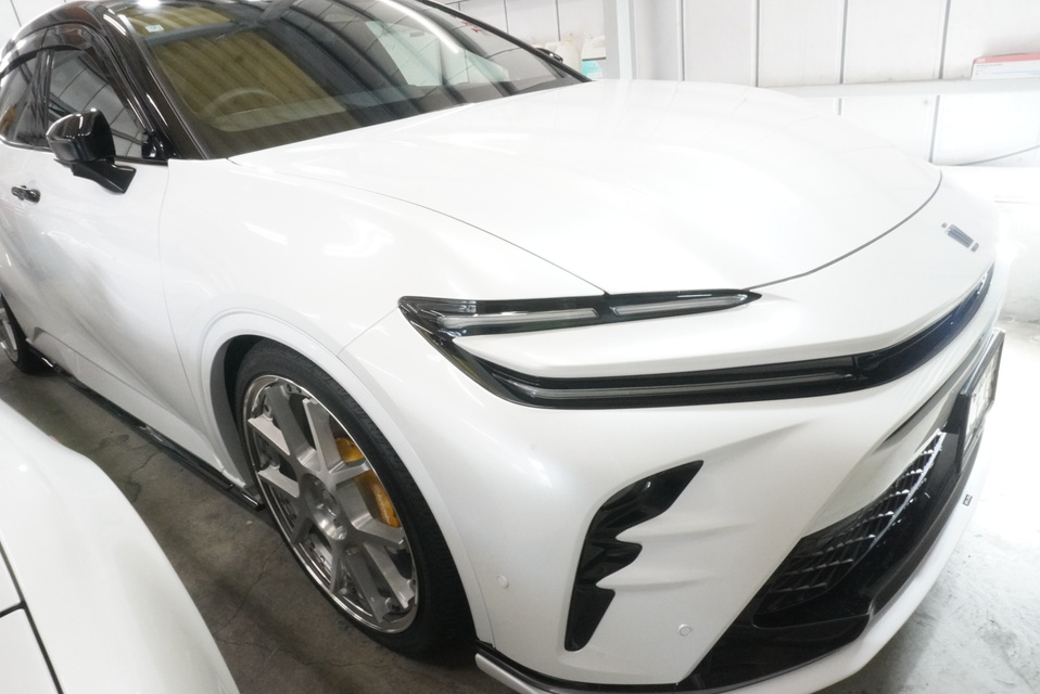 施工後　トヨタ　クラウン（ホワイト）車全体