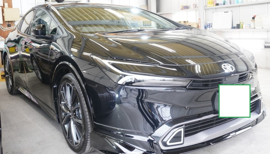 施工後　トヨタ　プリウス（ブラック）　車全体