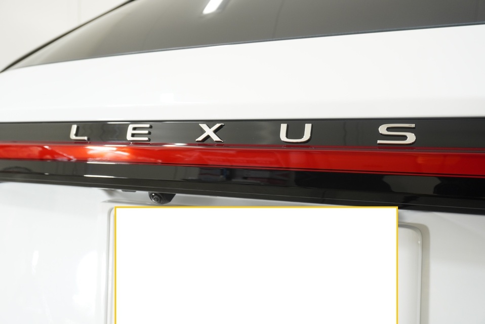 施工後　レクサスRX350(ホワイト）リア