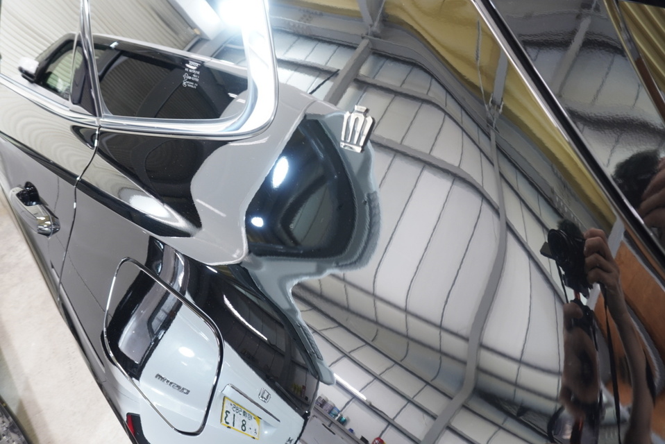 施工後　トヨタ　クラウンエステート(ブラック）　リアサイド