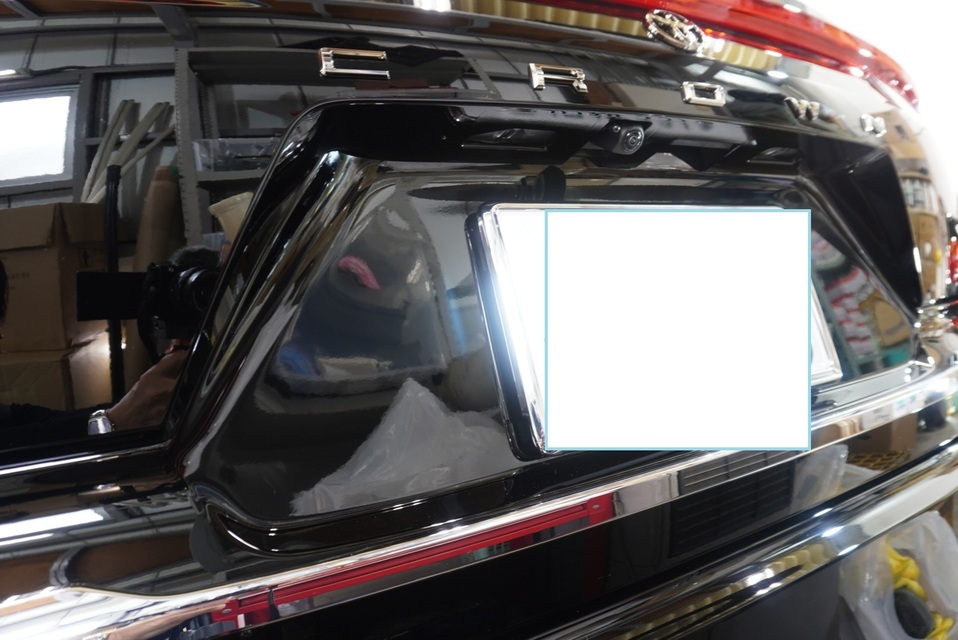 施工後　トヨタ　クラウンエステート(ブラック）　リア