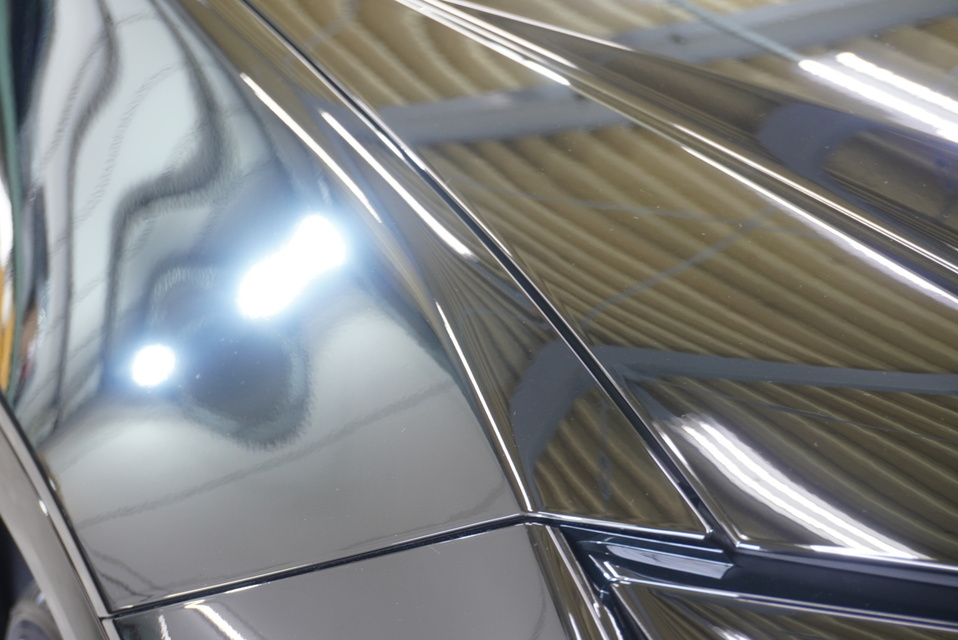 施工後　トヨタ　クラウンエステート(ブラック）　フロントアップ