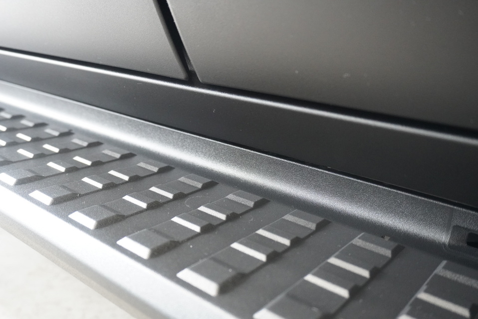 施工後　トヨタ　ランドクルーザー250新車(ブラック)　フットスペース