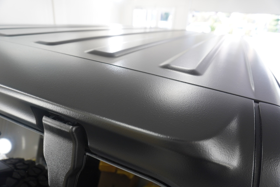 施工後　Jeepラングラー(ブラック）　ルーフ面