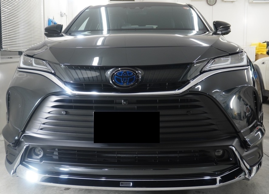施工後　トヨタ　ハリアー(ブラック）　フロント
