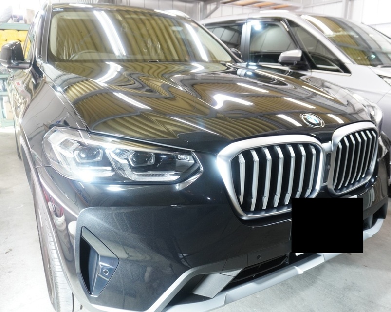 施工後　BMWX3(ブラック）車全体