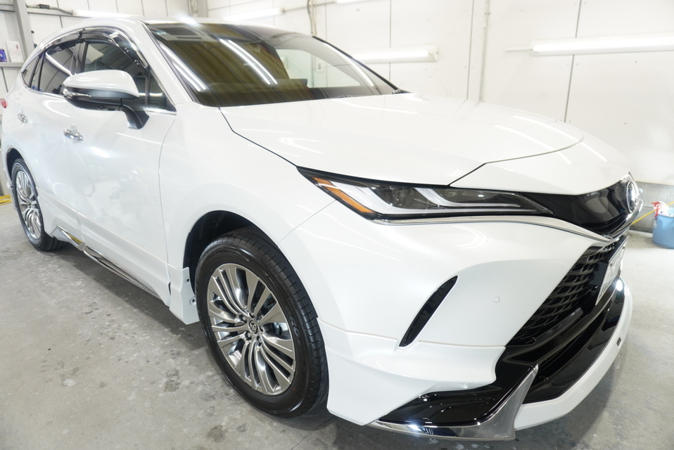 施工後　トヨタ　ハリアー（ホワイト）　車全体