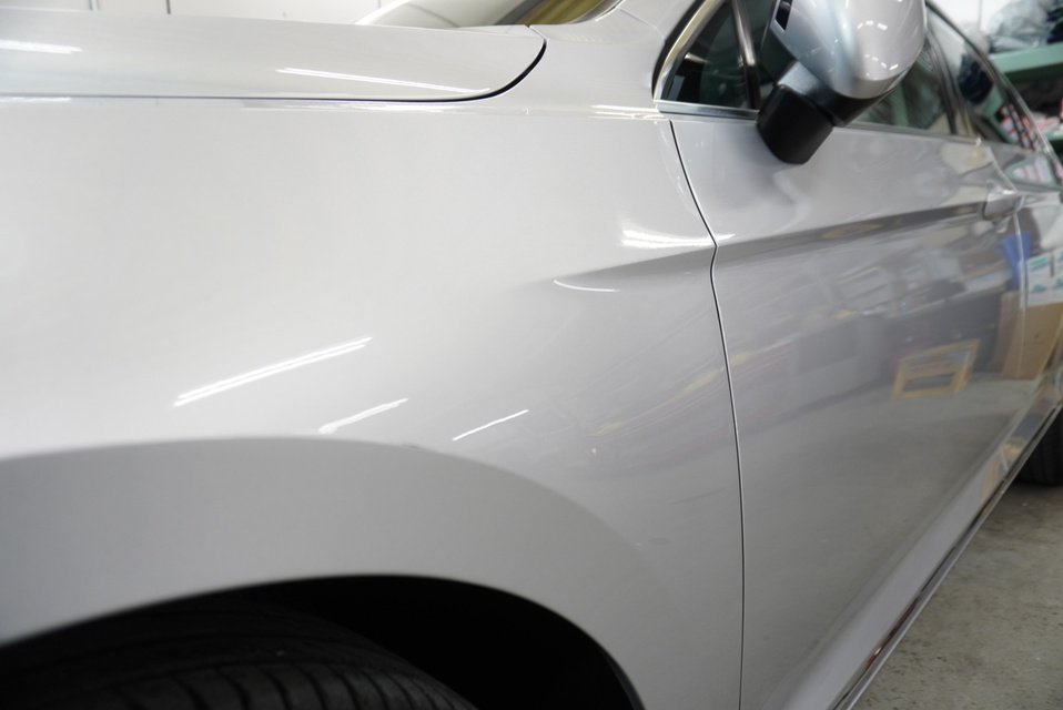 施工後　フォルクスワーゲンパサート(グレー）　サイド