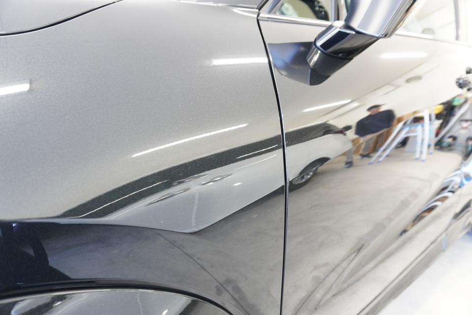 施工後　レクサスLBX(ブラック）　サイド