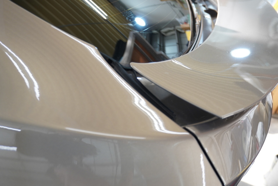 施工後　BMW335i(グレー）　リアスポイラー