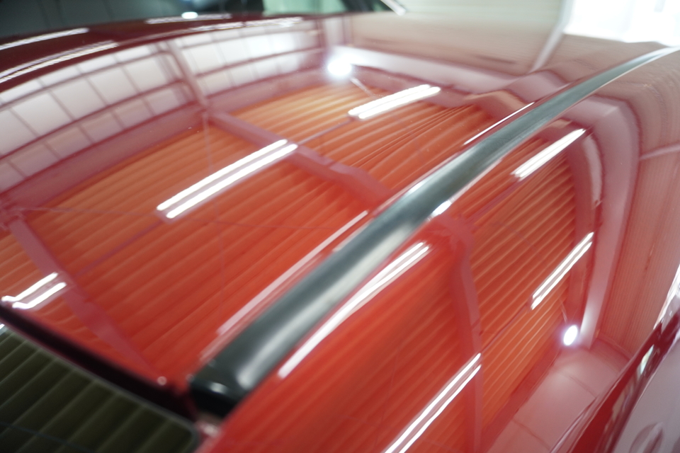 施工後　トヨタ　マークX(レッド）　ルーフ面