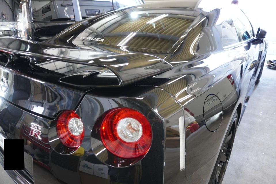 施工後　日産GTR35(ブラック）サイド