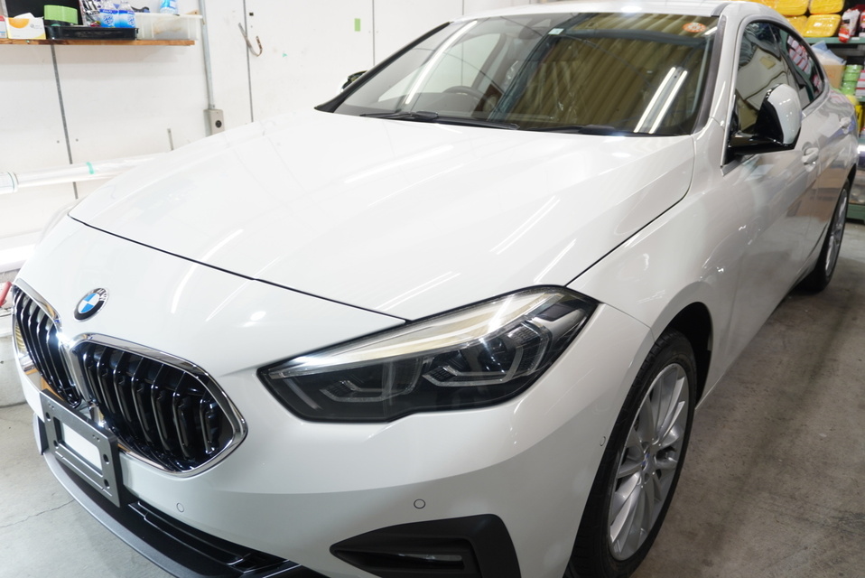 施工後　BMW218（ホワイト）　車全体