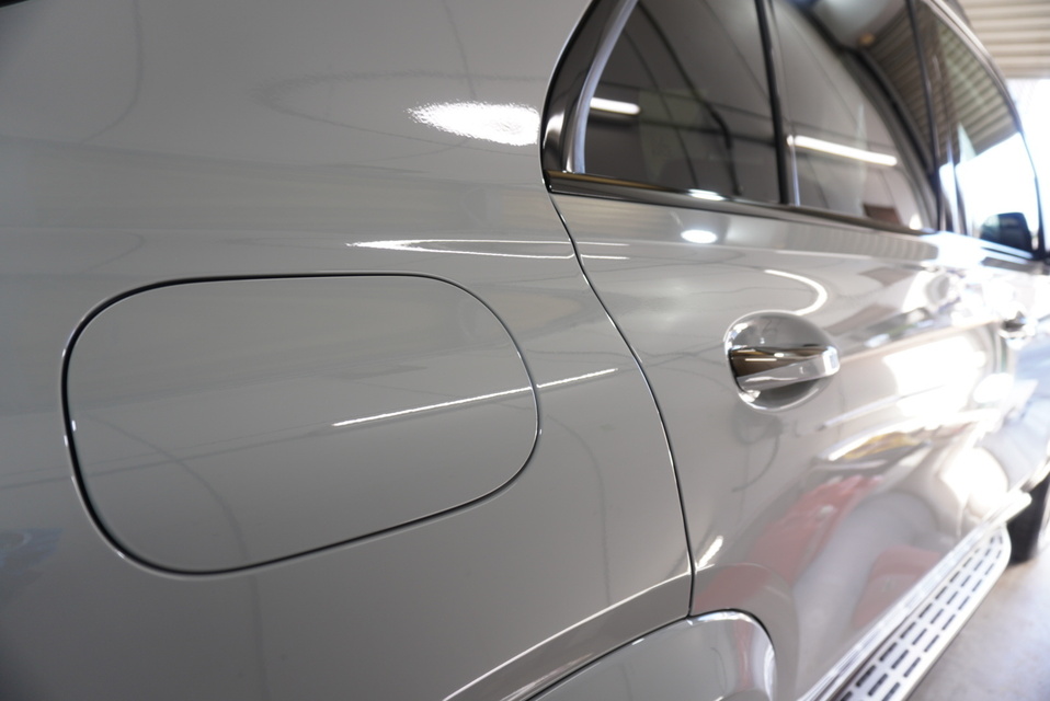 施工後　メルセデスベンツGLE450ｄ（グレー）サイド