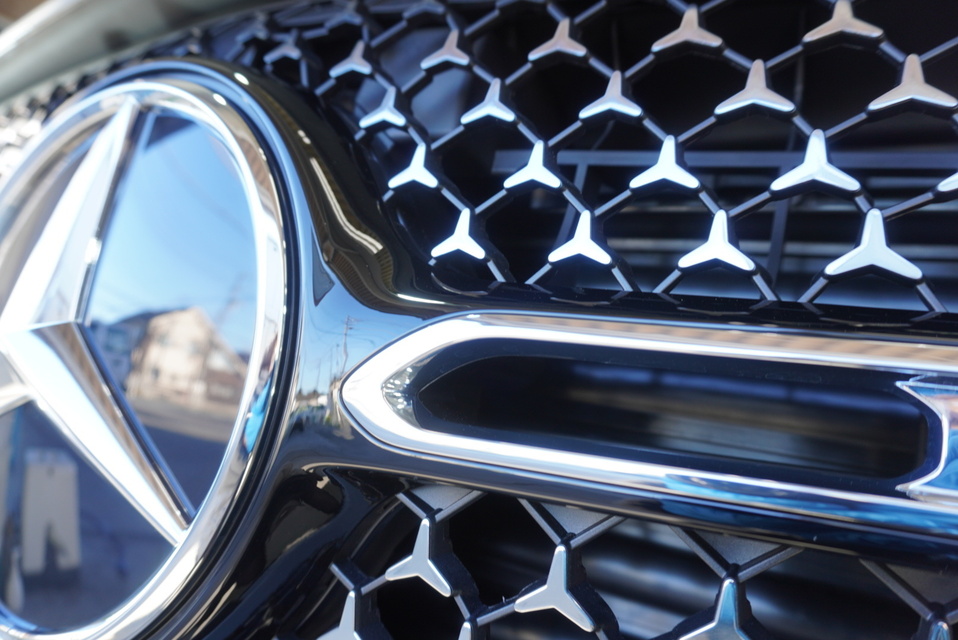 施工後　メルセデスベンツGLE450ｄ（グレー）　グリル