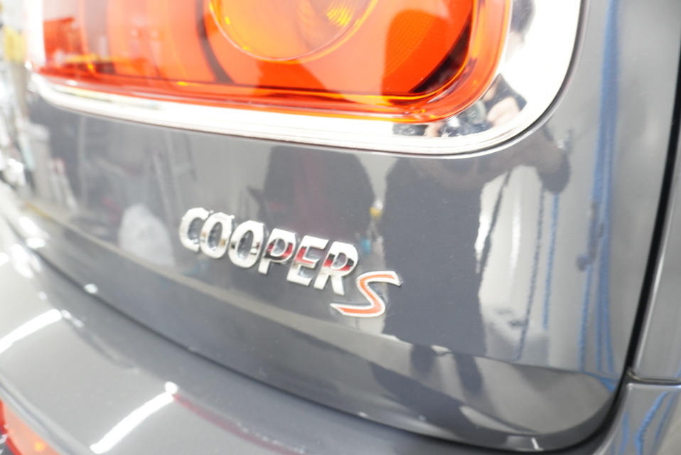 施工後　ミニクラブマン（グレー）　エンブレム