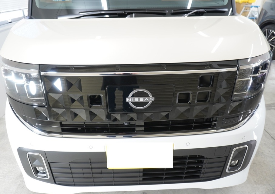 施工後　日産ルークス(ホワイト）　フロント