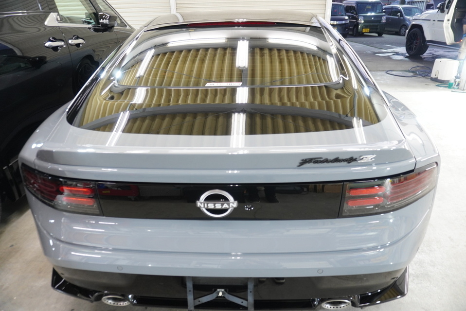 施工後　フェアレディZ（グレー）　リア