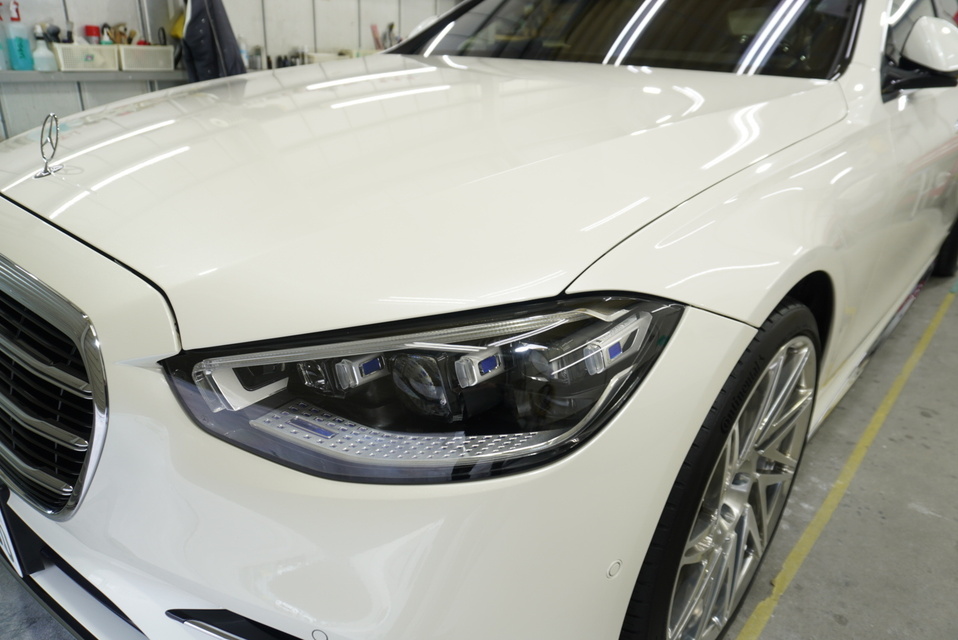 施工後　メルセデスベンツS500(ホワイト）フロント