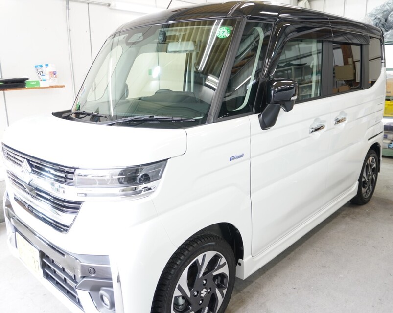 施工後　スズキ　スペーシアカスタム（ホワイト）　サイド