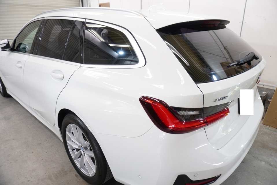 施工後　BMW320ツーリング（ホワイト）　サイド