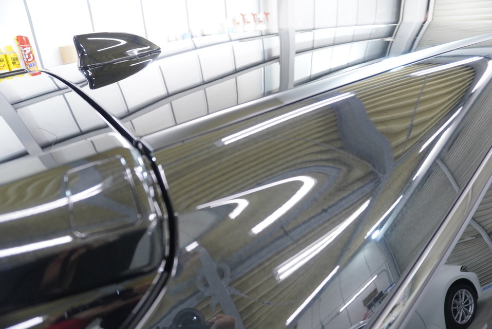 施工後　トヨタ　レクサスRX500ｈ(ブラック）　ルーフ面